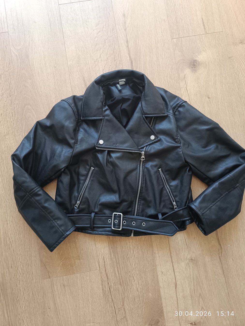 Giacche: Schwarze Kunstlederjacke – Usato da Ilanz venduto da Secnd_hand 1