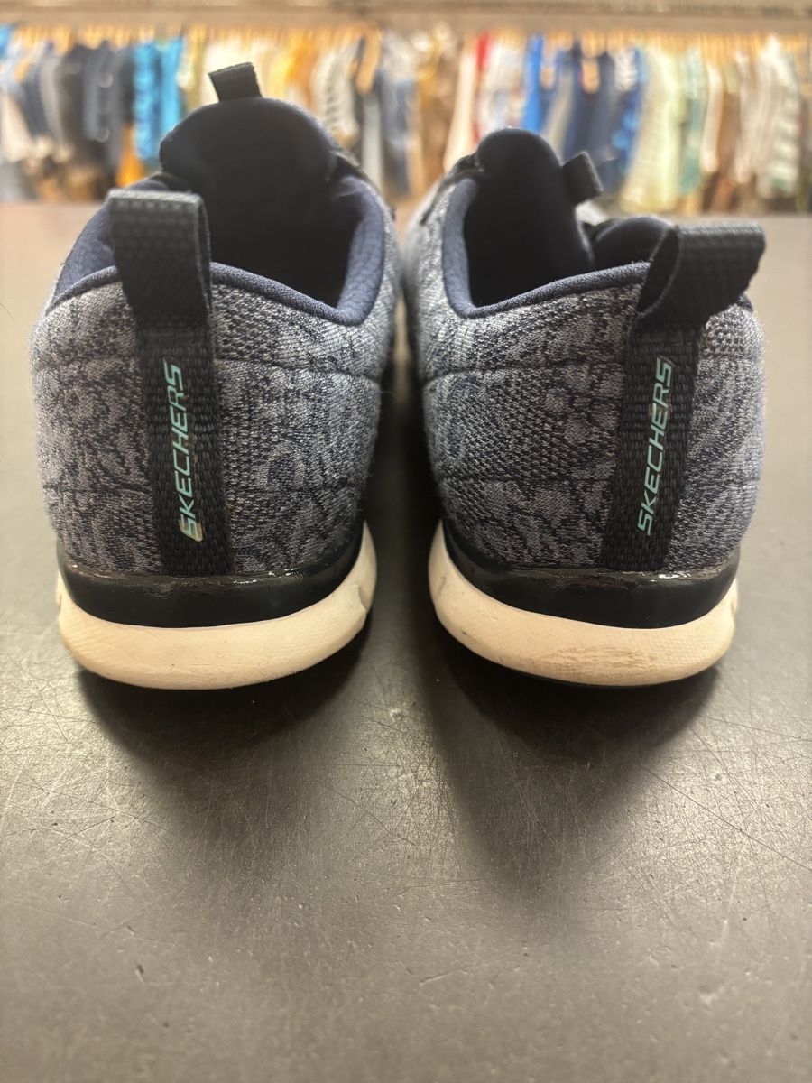 Skechers Chaussures filles: Skechers, Grösse 37 – D'occasion à Büren an der Aare par Nikito2001 2