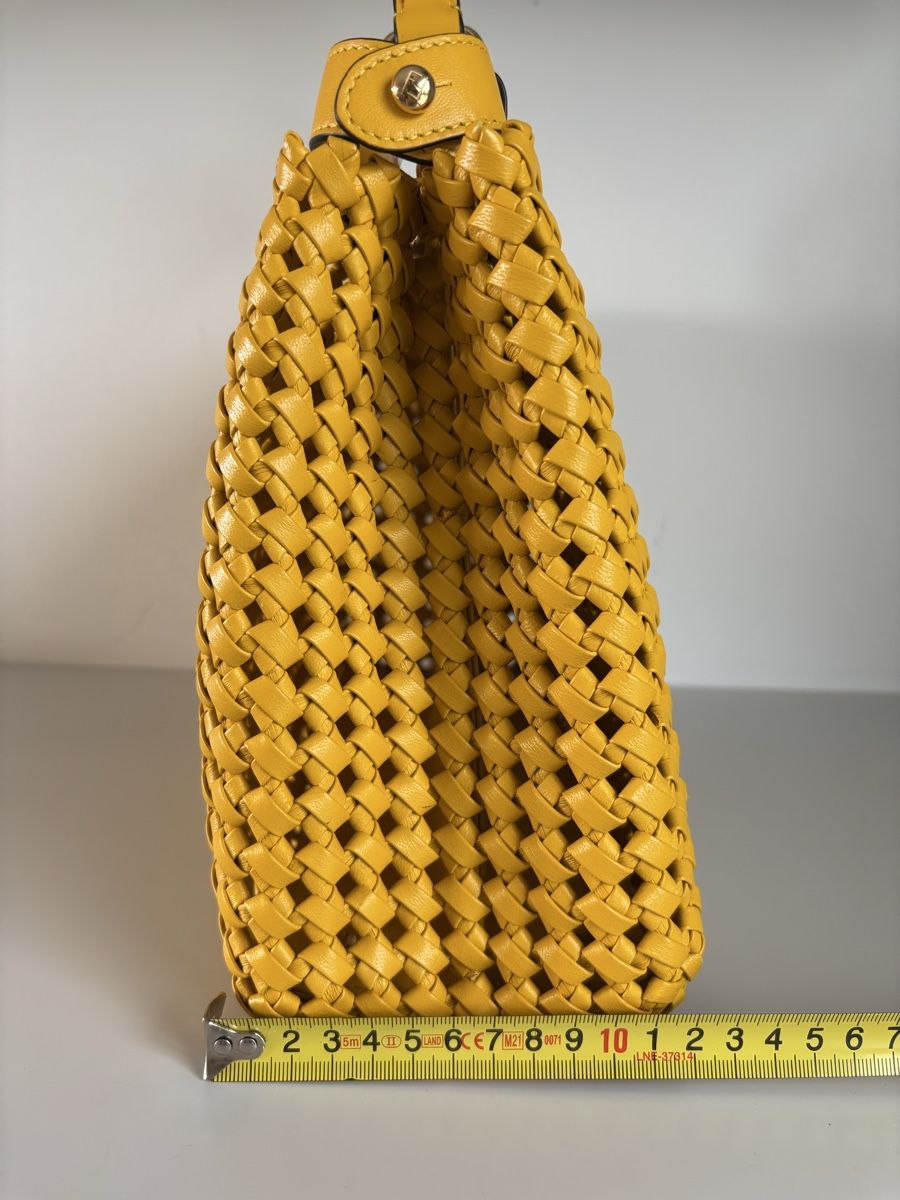 Fendi Taschen für Damen: Fendi Peekaboo woven leather handbag in MEDIUM – Neu (gemäss Beschreibung) aus Uster von dan_n69f 9