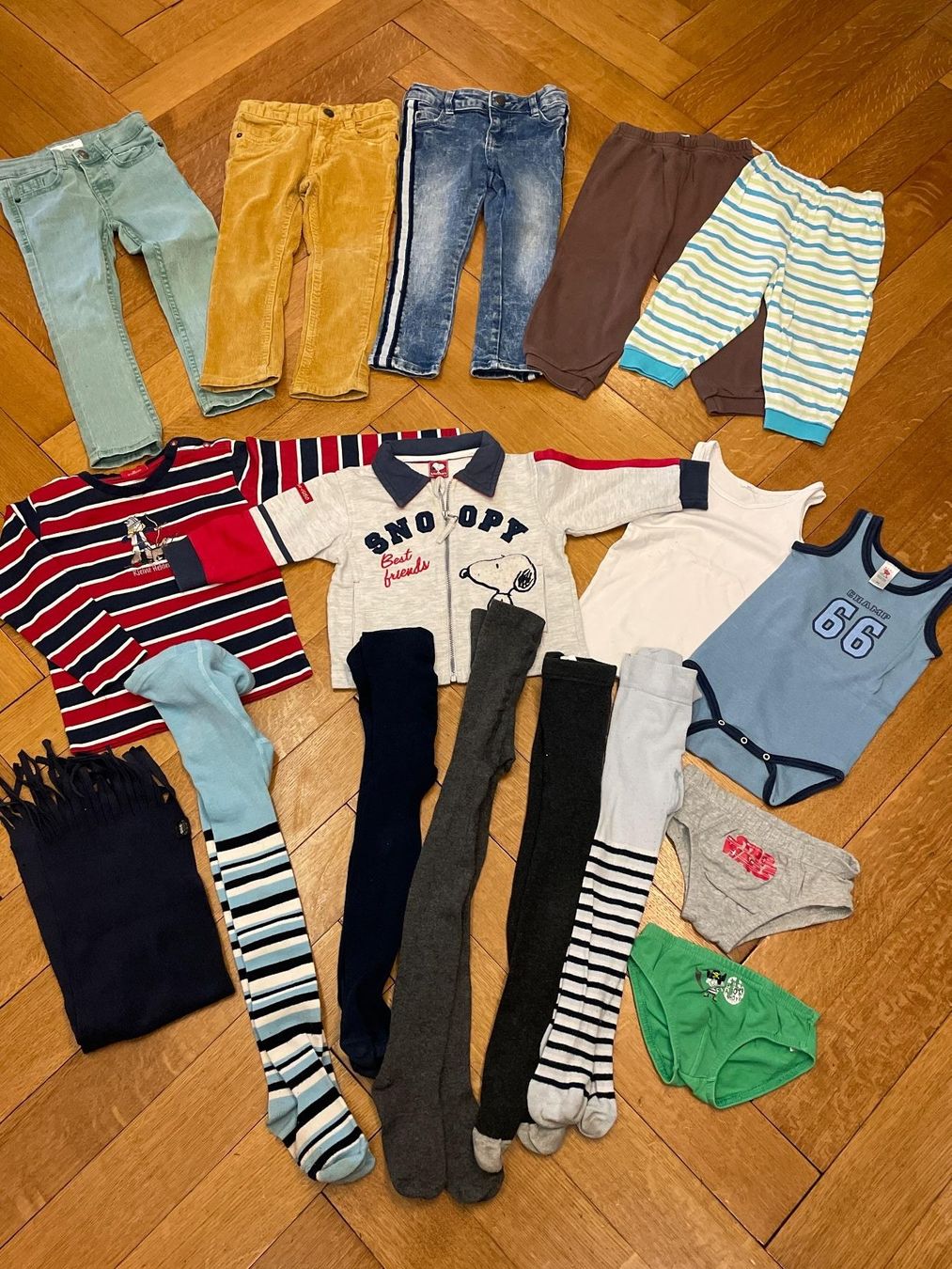 Lotti & Set di vestiti: 17 teiliges Kleiderpaket Gr. 86 - 98 – Usato da Genève venduto da Livsonman