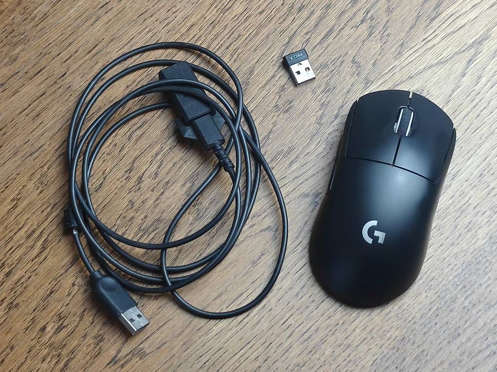 Logitech Mouse: Logitech G Pro X Superlight Wireless Maus - in gutem Zustand – Usato da Seon venduto da mrwolfie