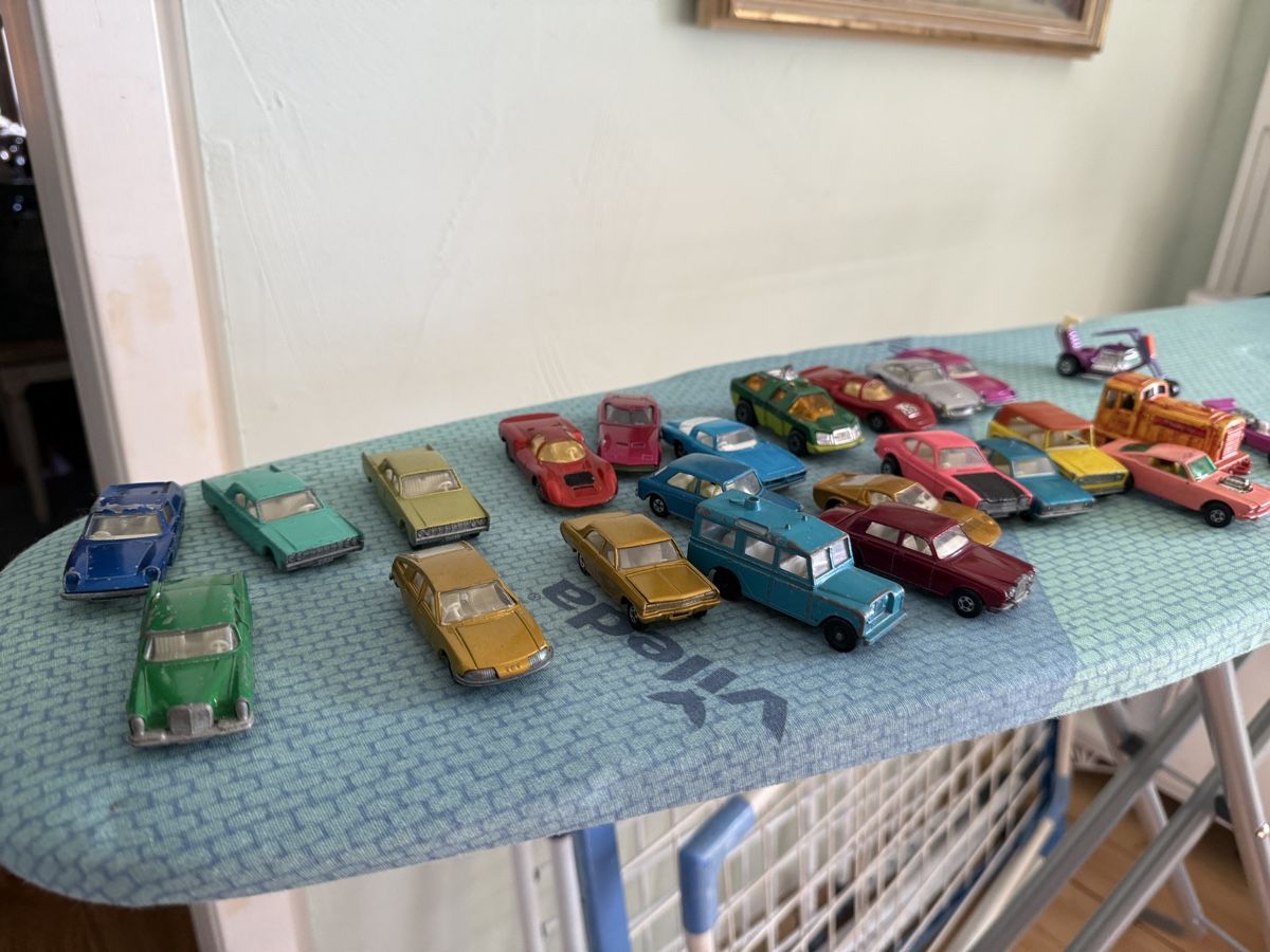 Matchbox Voitures modèles: Konvolut älterer Matchboxautos – D'occasion à Dielsdorf par bambus1 4