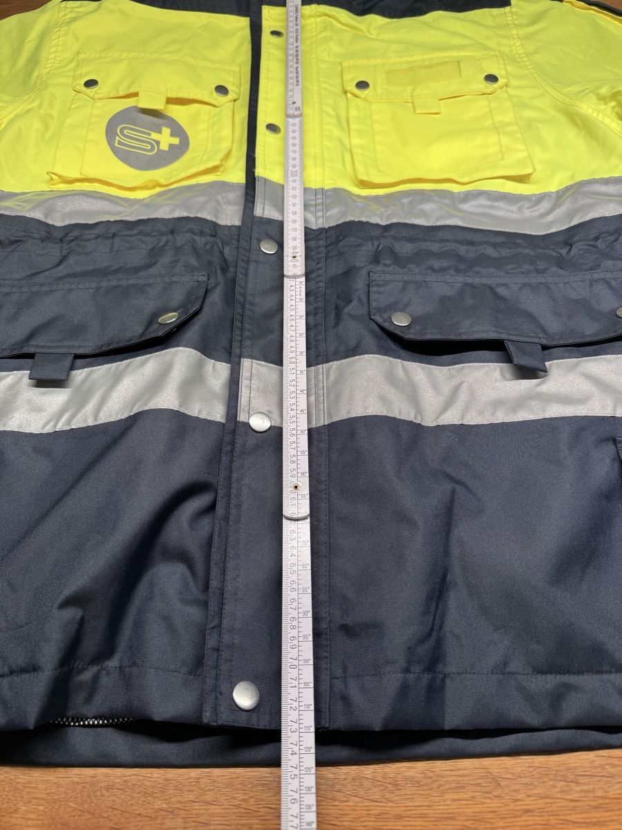 Jacken: Warnschutzjacke Samariter Grösse M – Gebraucht aus Niederbüren von Oetschli 2