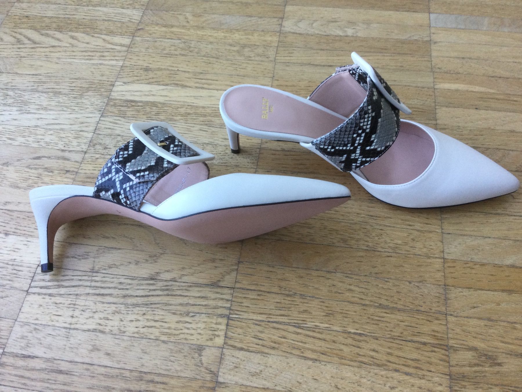 Bally Scarpe da donna: Bally Pumps, Gr 37 NEU – Nuovo e nell'imballaggio originale da Zürich venduto da VorlonShadow 4