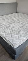 Pfister Boxspringbett 180x200cm in top Zustand, NP 3250.-