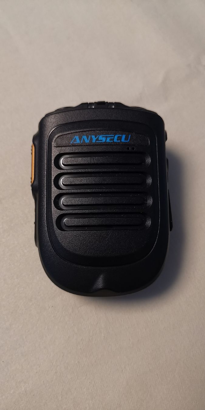 Lautsprecher: ANYSECU, kabelloses Bluetooth Lautsprecher Mikrofon – Neu (gemäss Beschreibung) aus Itingen von schweizersternchen