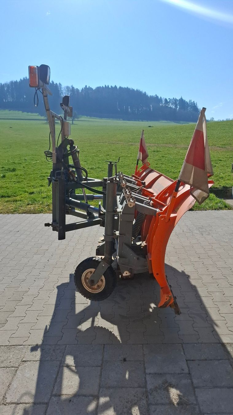 Boschung Sgombero neve: Schneepflug Boschung MF 3.3 – Usato da Wiezikon b.Sirnach venduto da breite93 1