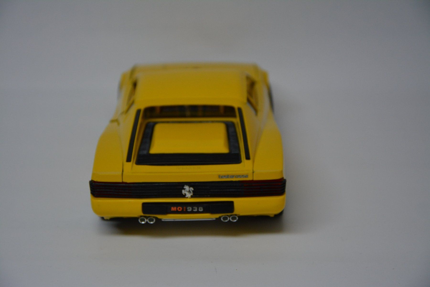 Ferrari Modellautos: Ferrari Testarossa 1984 , Bburago , 1:18 – Gebraucht aus Goldach von Feivel9 5