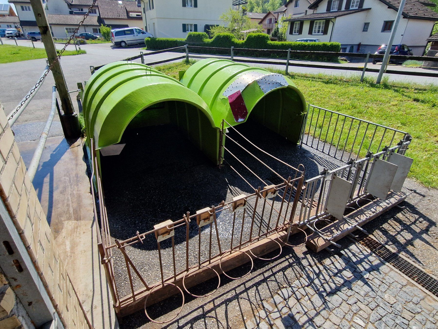Gabbie, trasporto & Sicurezza: Kälberiglus – Usato da Heiligkreuz (Mels) venduto da Steyr09 1