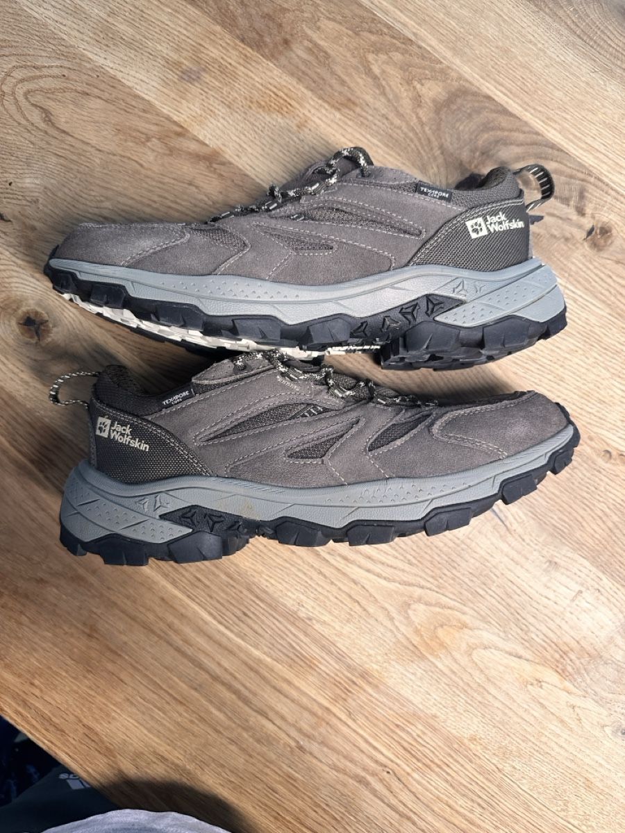 Jack Wolfskin Scarpe da uomo: Jack Wolfskin Wanderschuhe Gr.43 wie Neu – Usato da Wahlen b. Laufen venduto da 1then