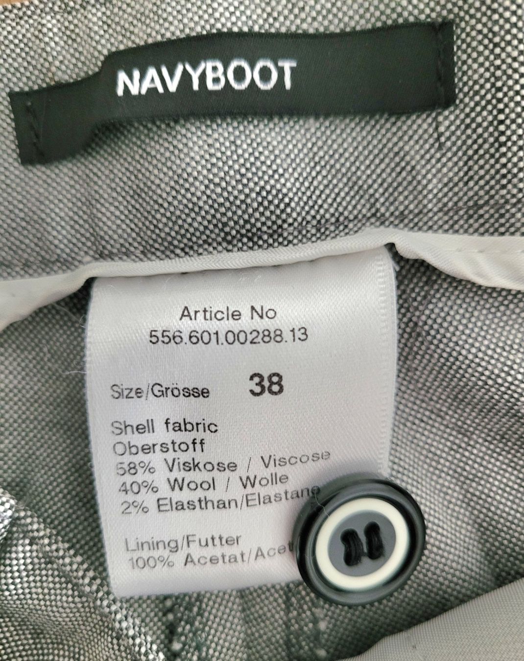 Navyboot Anzüge & Kostüme: Eleganter Hosenanzug von Navyboot – Gebraucht aus Oberuzwil von rtr_wp6m 3