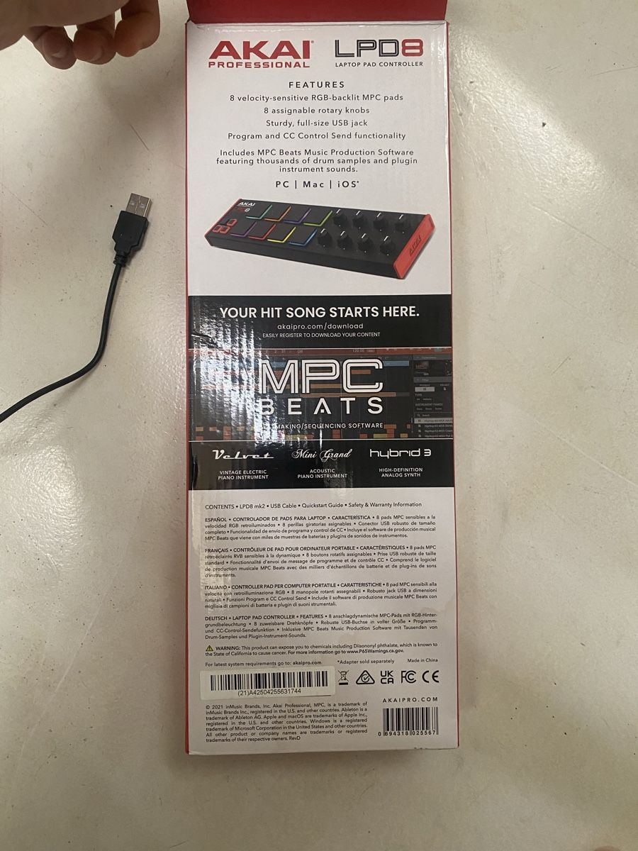 Akai Strumenti musicali: Controller Pad AKAI LPD8 Laptop Pad Controller nuovo – Nuovo e nell'imballaggio originale da Castel San Pietro venduto da plv_xmf8 2