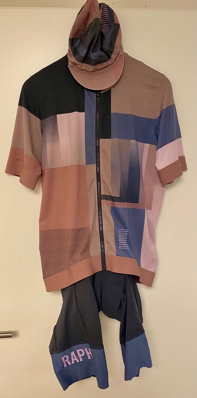 Rapha Lotti di vestiti: Ensemble cycliste Rapha taille XL : maillot, cuissard, ca... – Usato da Mézières VD venduto da triteam5 1