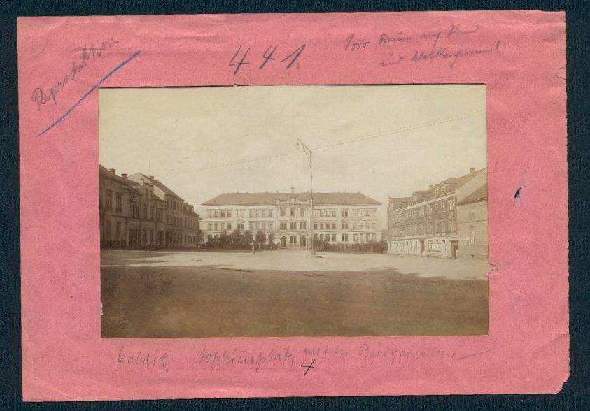 Fotografie & Manifesti: Fotografie Colditz, Sophienplatz mit B – Usato da Berlin venduto da bartko-reher
