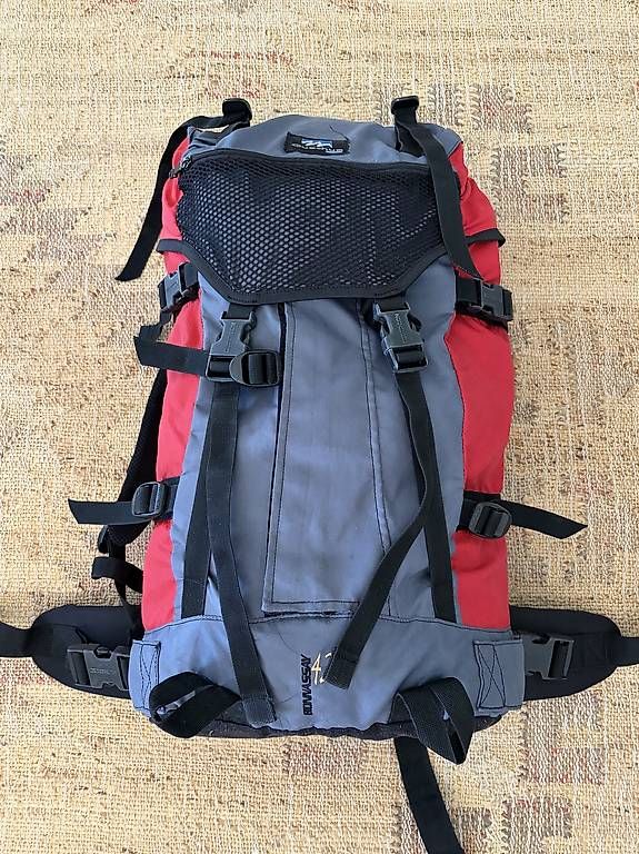 Zaini: Sac à dos randonnée Quechua 42 litres – Usato da Lausanne venduto da AMATP4