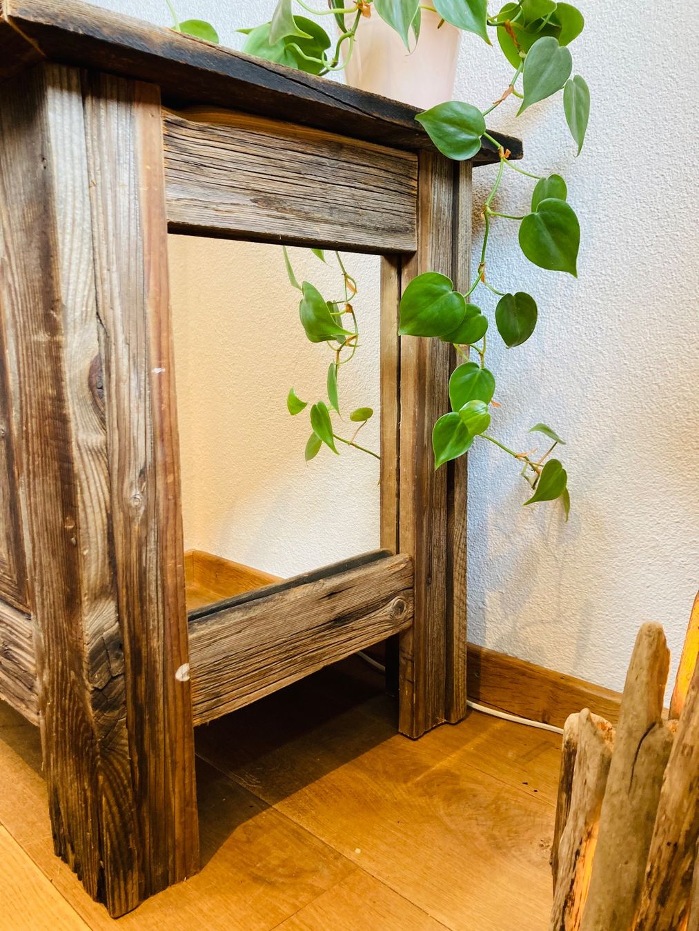 Cassettiere: Wunderschönes Sideboard aus unbehandeltem Altholz – Nuovo (secondo la descrizione) da Domat/Ems venduto da Stein_und_Holzbruch 3