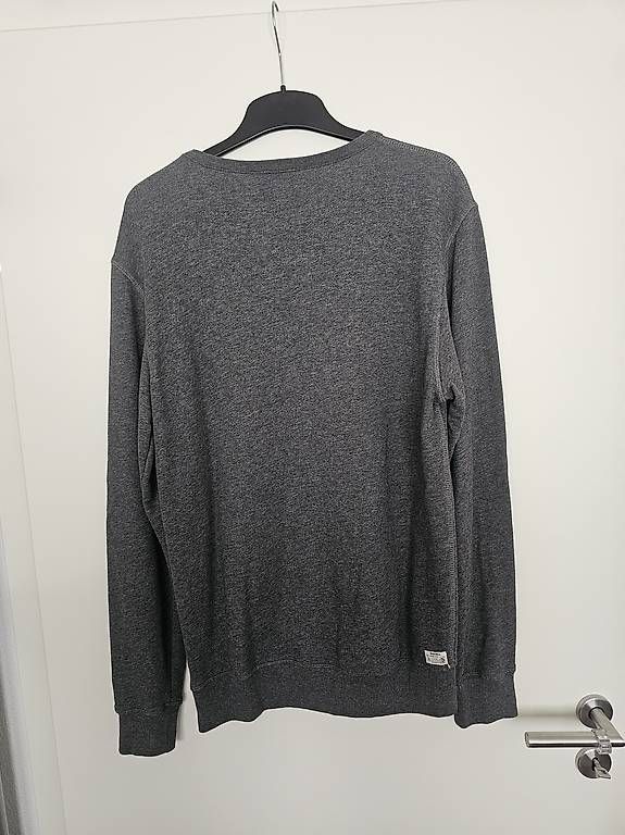 Pullover & Sweatshirts: Diesel Sweatshirt grau – Gebraucht aus Möhlin von luc_hlv7 2