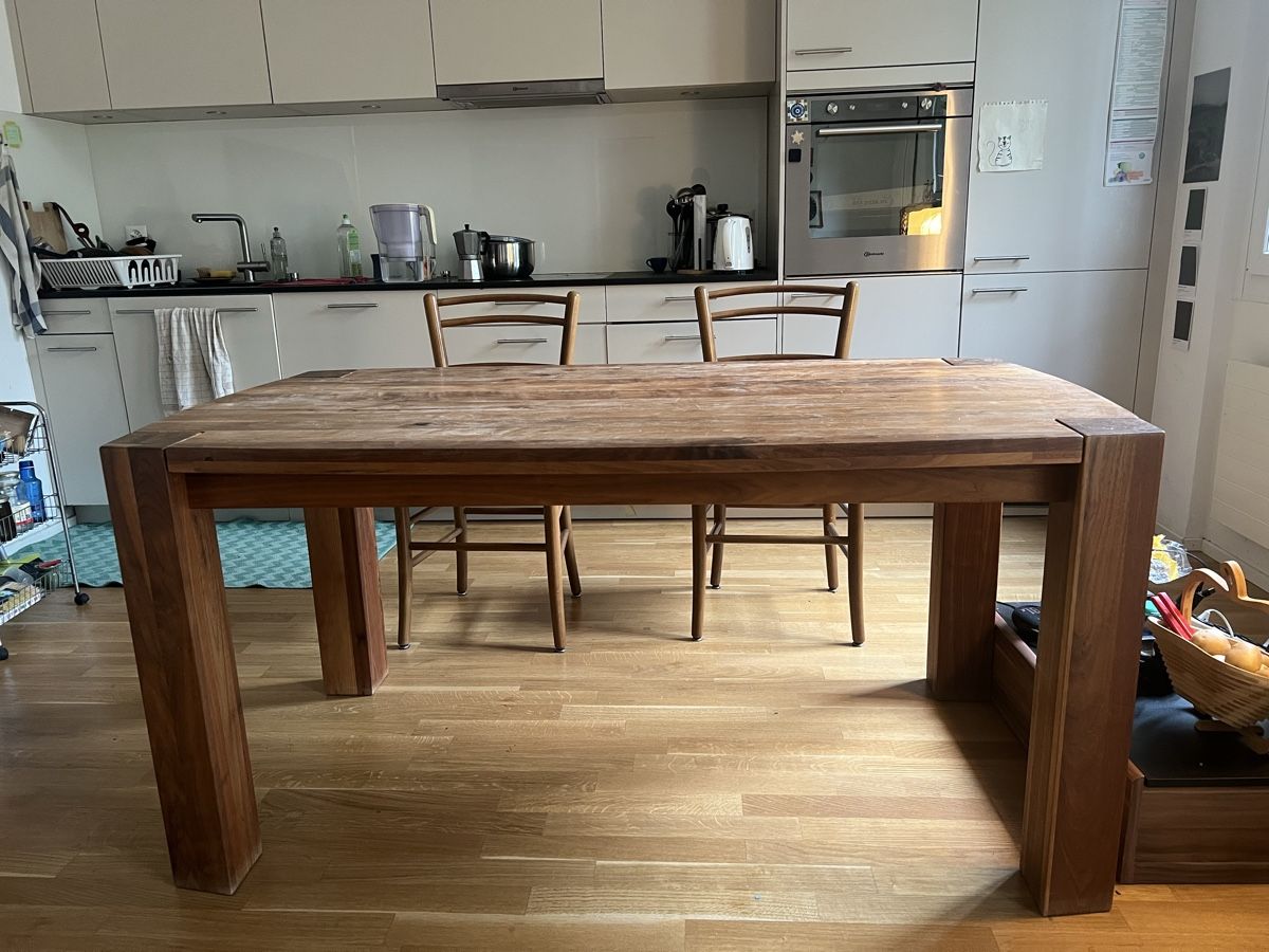 Wooden Dining Table (Gebraucht) in Basel für CHF 81 – nur Abholung auf ...