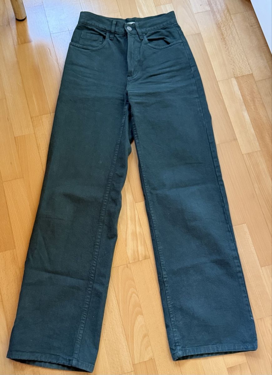 Brandy Melville Jeans: Jean Brandy Melville  – Usato da Boudry venduto da asmdgr135