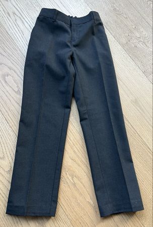 Marks & Spencer Stoffhose Gr. 128/134