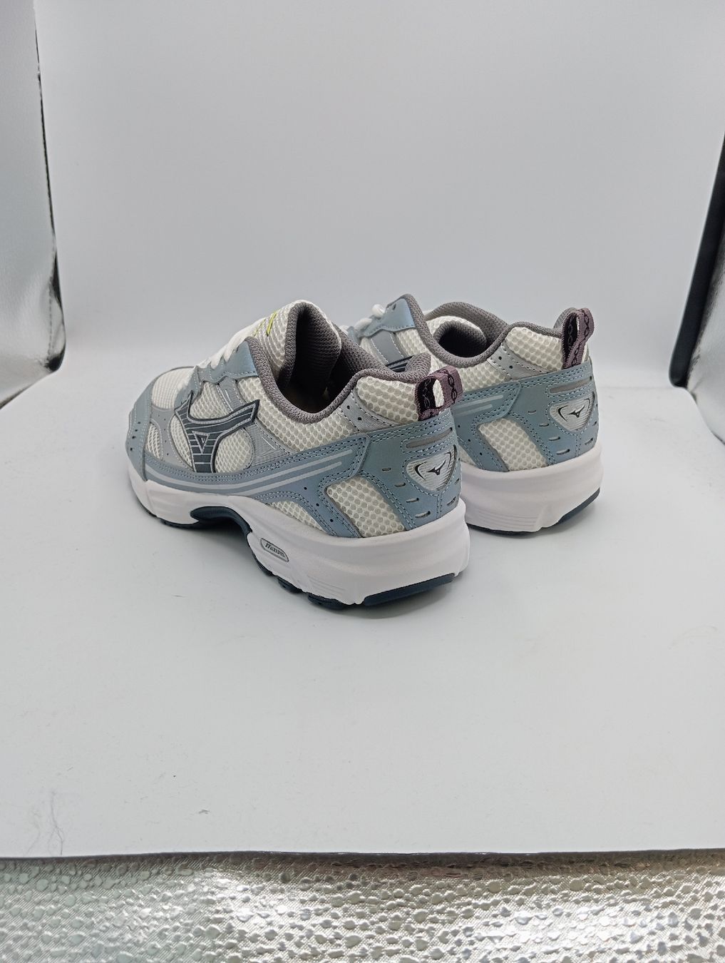 Mizuno Chaussures hommes: Mizuno MXR (EU37) – Neuf avec emballage d'origine à Schaffhausen par outlez 5