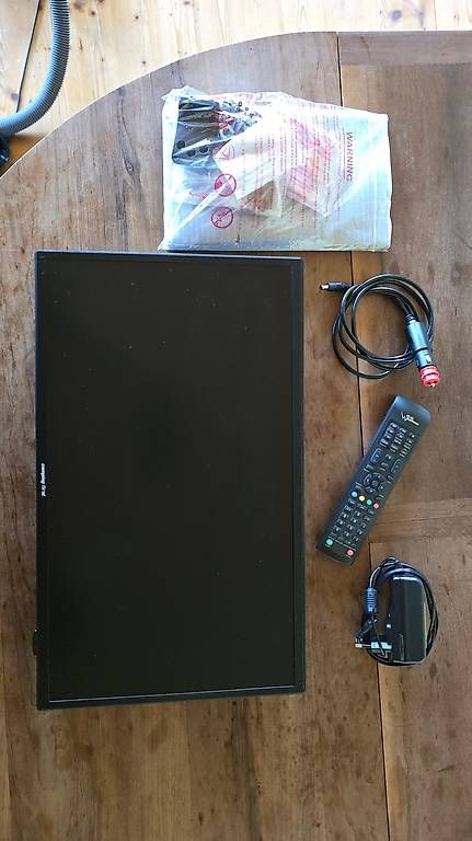 Televisori: Camping First 22" Smart TV – Usato da Alpnach Dorf venduto da CPe6055