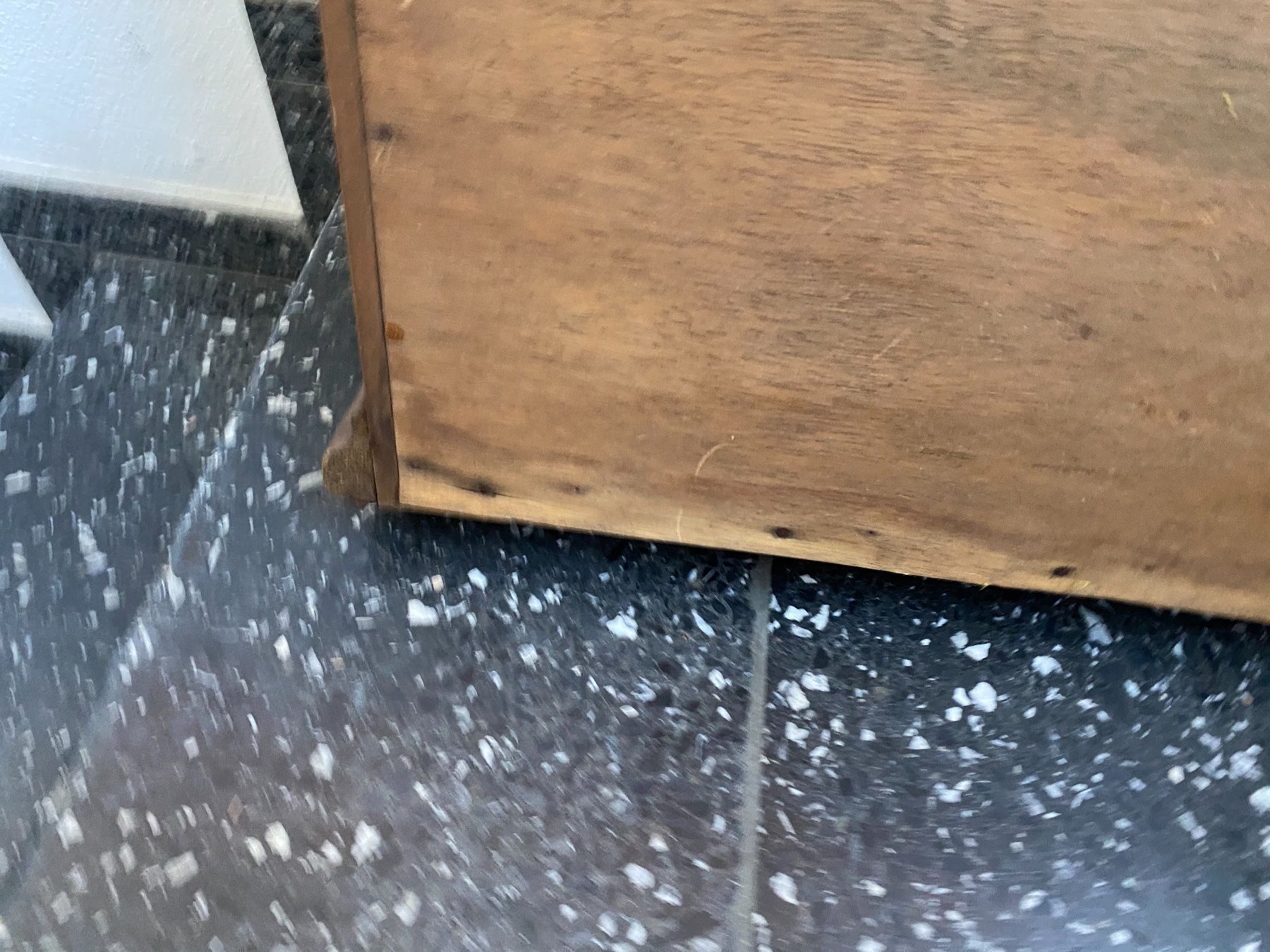 Regale: antikes Tellerbord mit Schnitzerei 1769 – Gebraucht aus Lüchingen von LIDB 6
