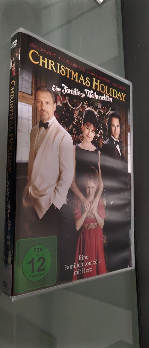 Tutti i DVDs: Chrismas Holiday DVD – Usato da Dottikon venduto da Oldyfreak