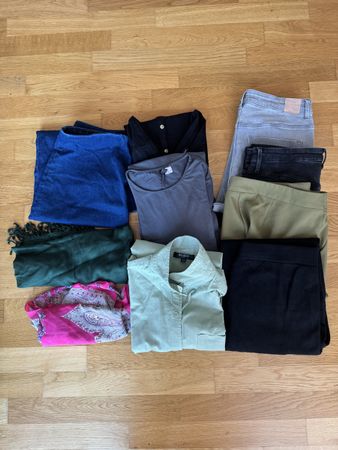 Kleiderpaket Damen Grösse 42-44/XL