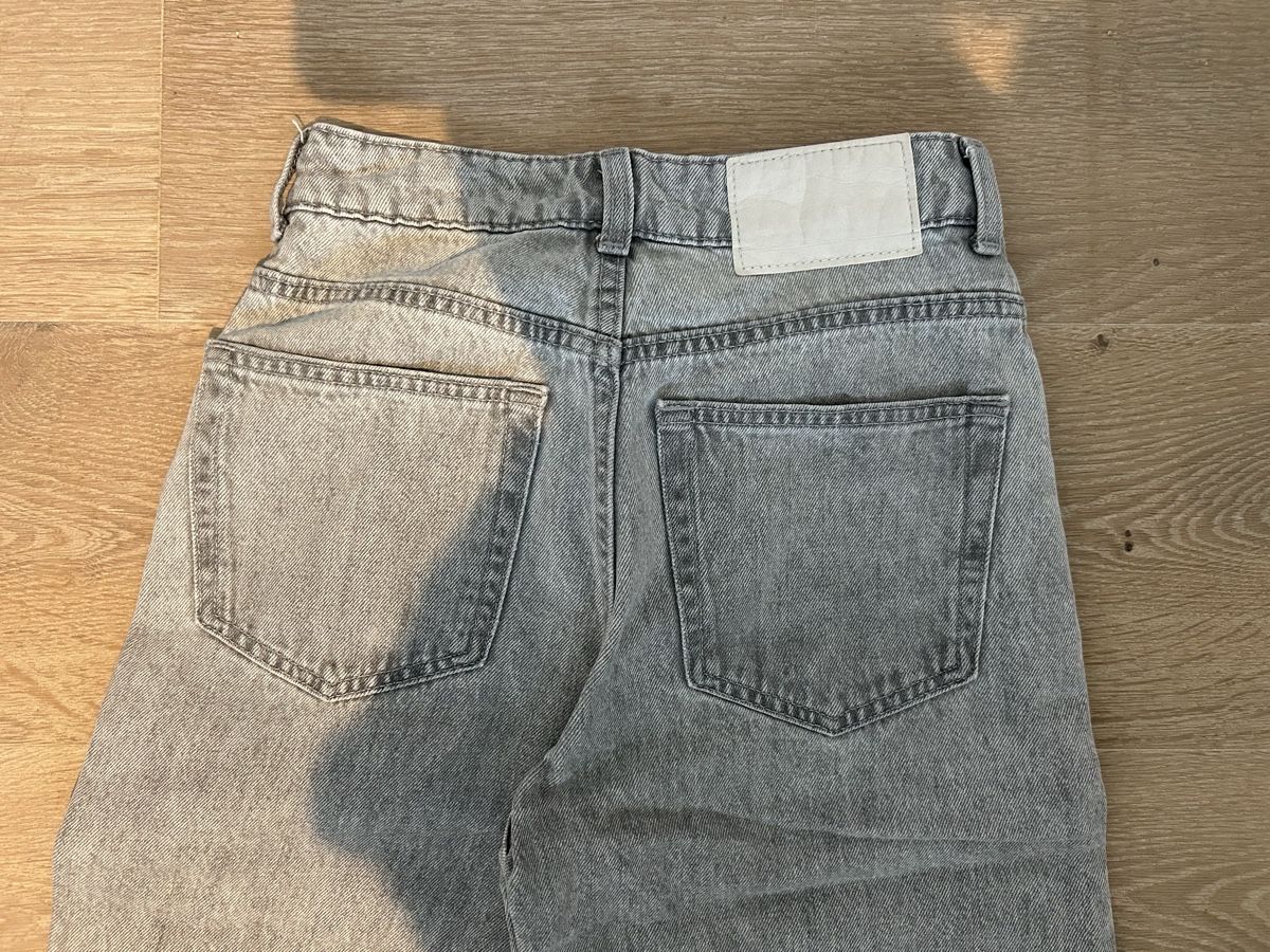 H&M Jeans: H&M Wide Leg Jeans Grösse 32 – Usato da Niederhelfenschwil venduto da aur_ms6f 3