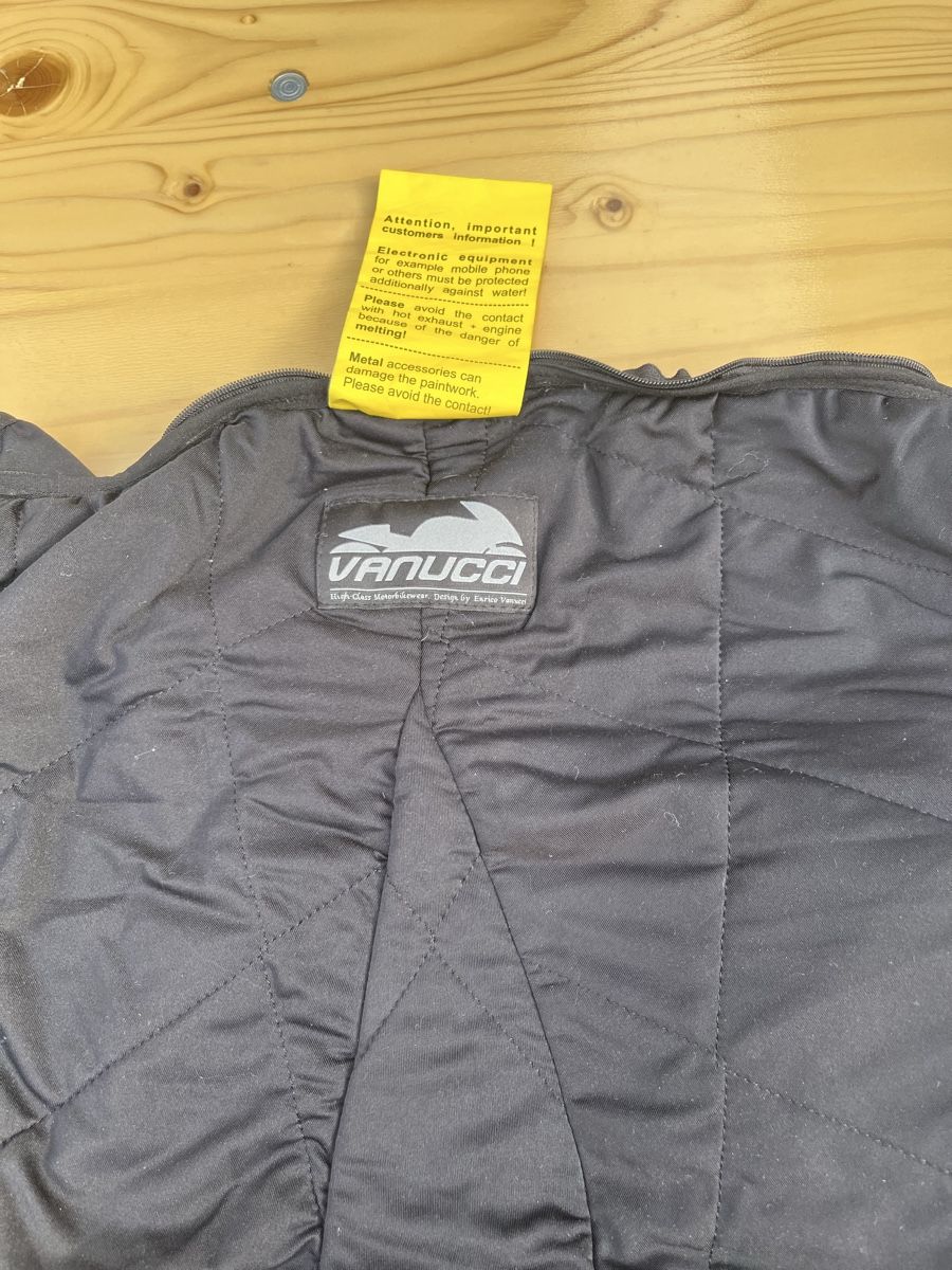 Vanucci Lotti di vestiti: Motorradkombi Vanucci Racing Line  – Usato da Allschwil venduto da Gabi745i 5