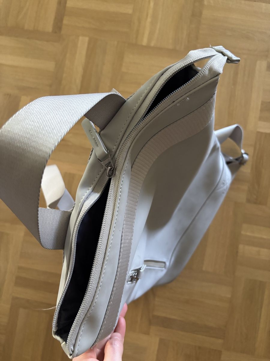 Zaini: Rucksack – Usato da Basel venduto da rebecca_b 1