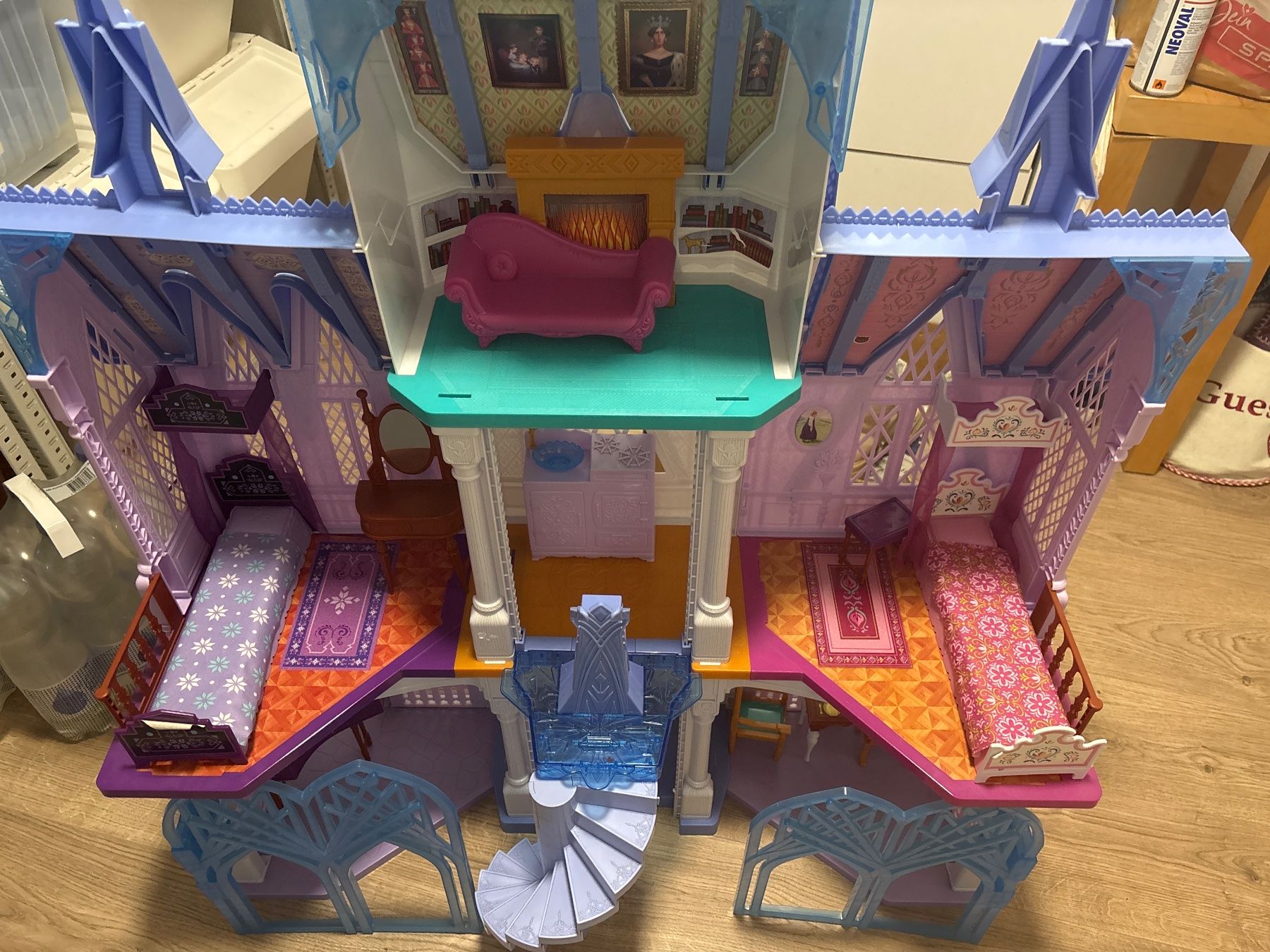 Disney Jouets: Frozen Spielschloss – D'occasion à Staufen par Spotty016 2