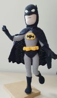 Batman en crochet, fait main, 36 cm, idée cadeau originale!