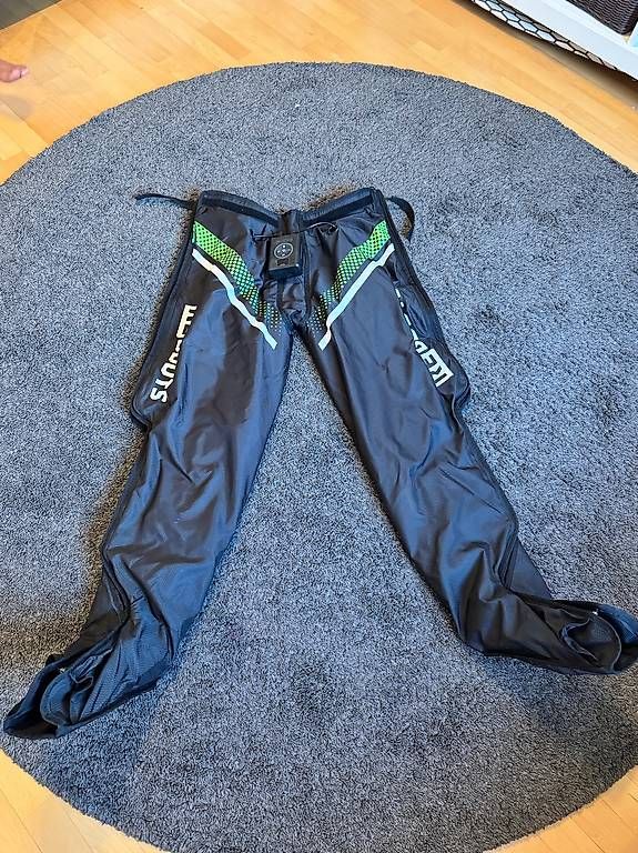 Pantaloni: Reboot go x – Usato da St. Gallen venduto da Lagarta01