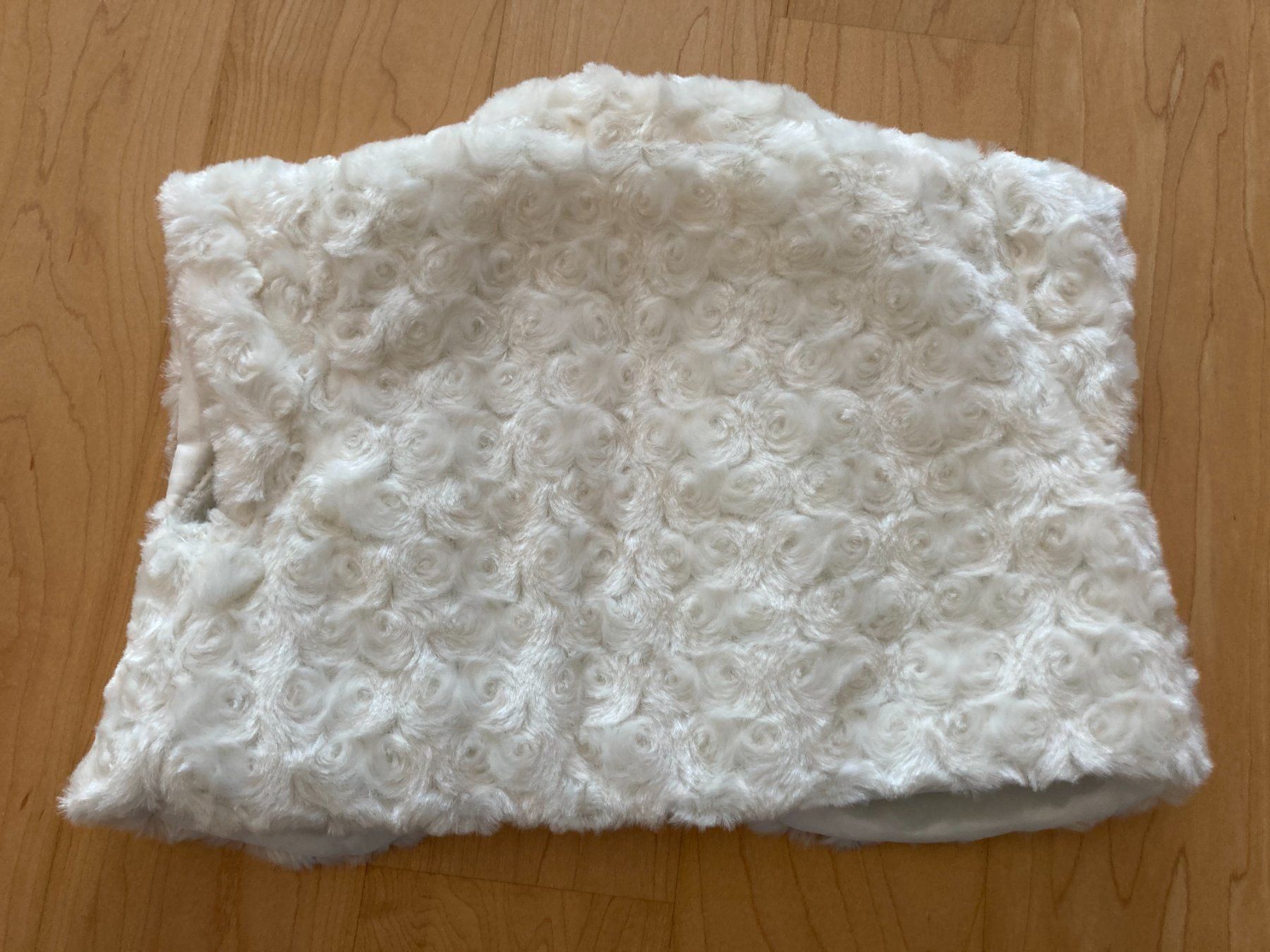 Giacche & Cappotti: Bolero weiss warm Gr. 86 – Nuovo (secondo la descrizione) da Flawil venduto da savoypremium 3