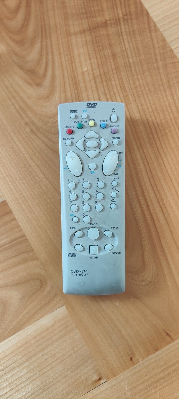 Telecomandi: Télécommande DVD/TV RC110DA1 originale et rare – Usato da Renens VD venduto da sin_sdr6