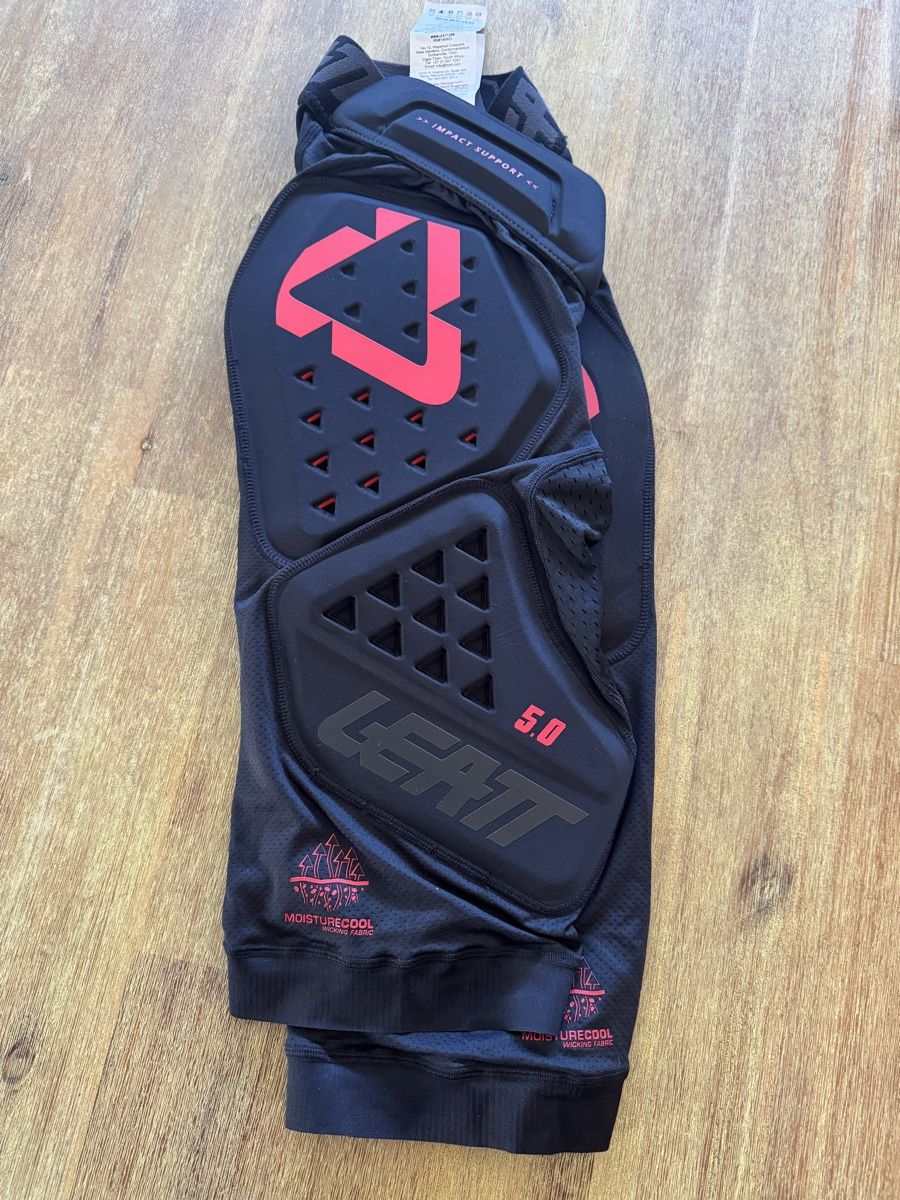 Pantaloni: Leat Impact MTB Shorts 5.0 – Nuovo (secondo la descrizione) da Full-Reuenthal venduto da totsch01 2