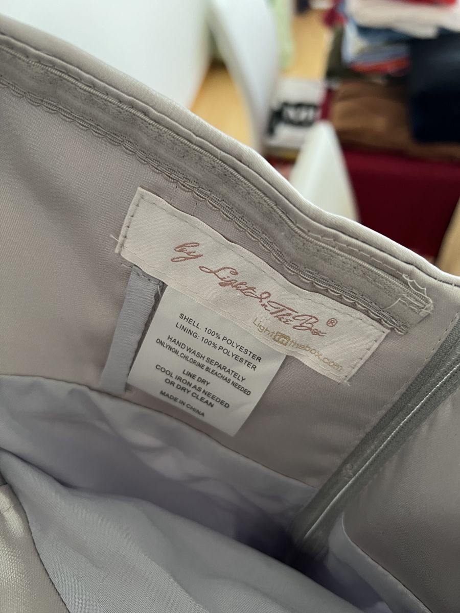 Vestiti: Schulterfreies Festkleid in silber - M – Nuovo (secondo la descrizione) da Rothrist venduto da FL_17 2