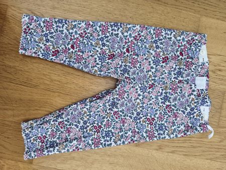 H&M Baby Leggings Blumenmuster Grösse 68