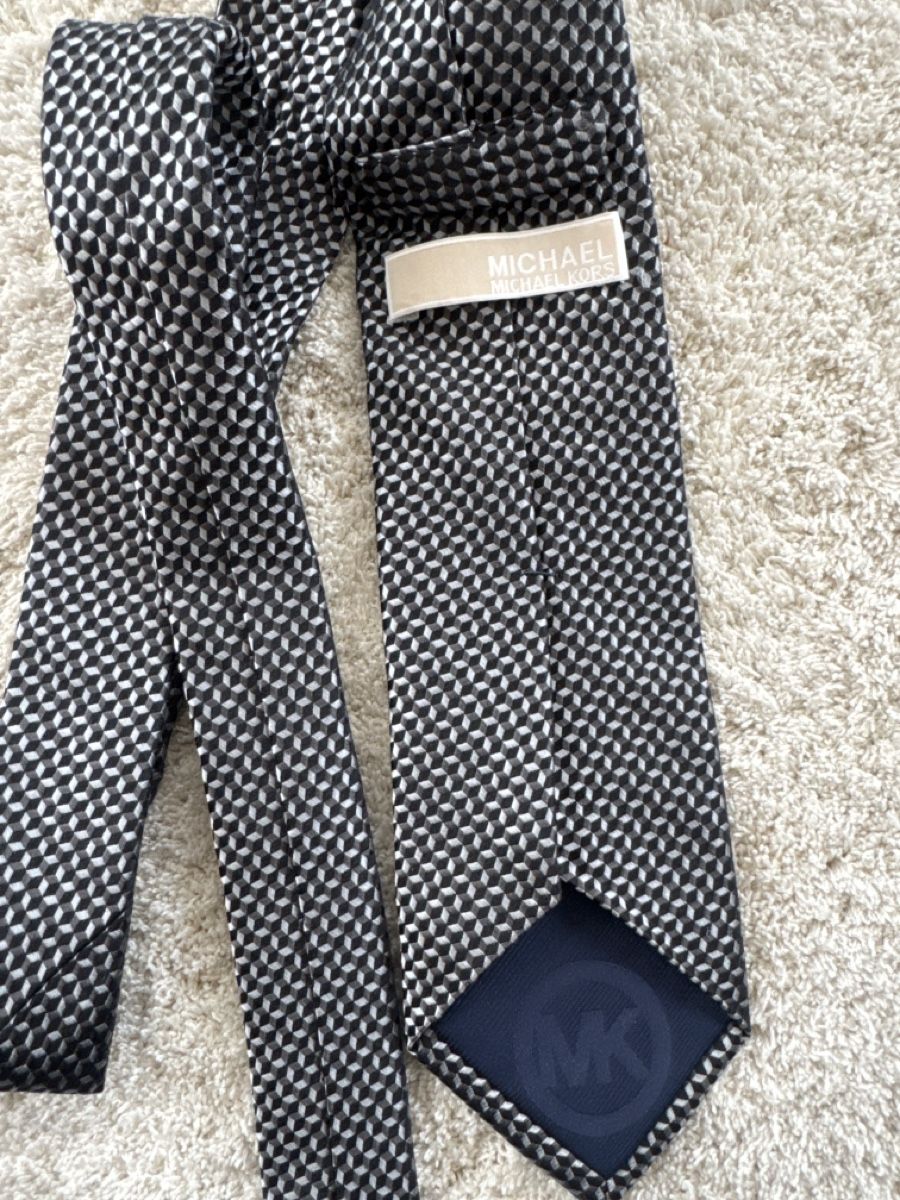 Michael Kors Cravatte: Michael Kors silk tie – Usato da Zürich venduto da Juli2a_72 2
