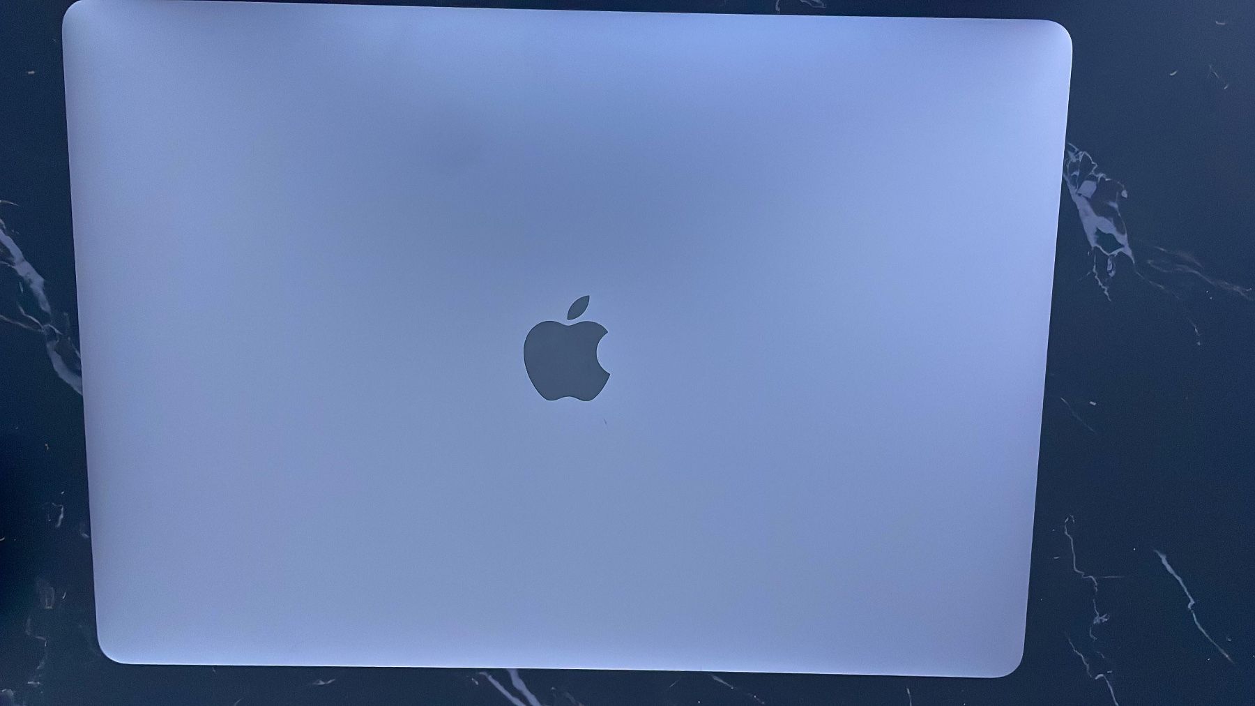 Apple Notebook: MacBook Pro 13" Early 2015 und MacBook Pro 15", 2018 – Usato da Chur venduto da Art_tha 1