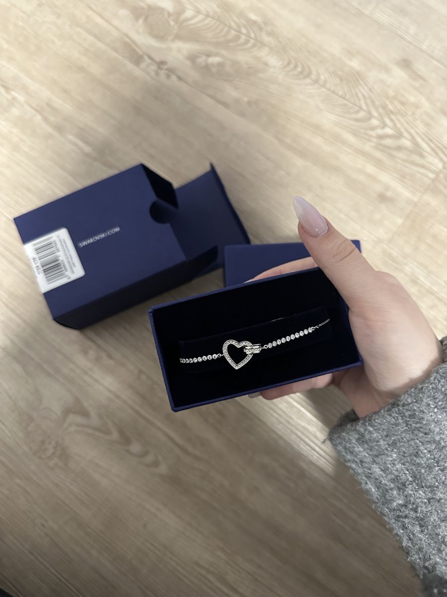 Swarovski Armbänder & -reifen: Swarovski I Lovely Armband – Neu (gemäss Beschreibung) aus Ennetbaden von Ansano