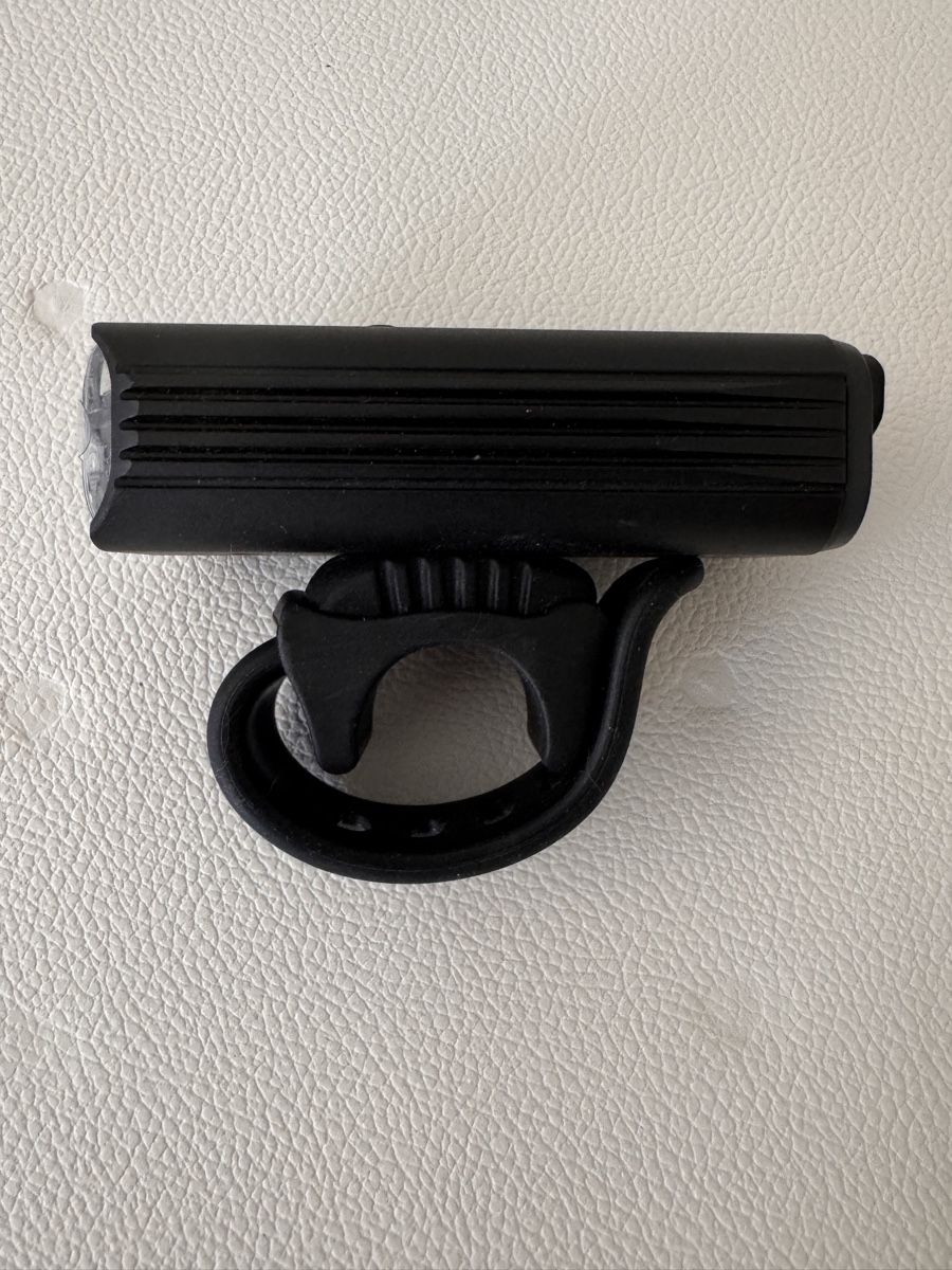 Lezyne Pezzi di ricambio: Lezyne Macro Drive 1400+ Frontlicht – Nuovo (secondo la descrizione) da Canobbio venduto da Pavvo89 2