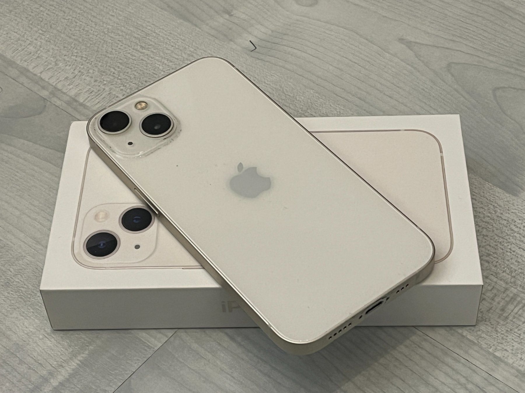 Apple Handys / Smartphones: iPhone 13 128GB weiss, keine Kratzer – Gebraucht aus Bremgarten AG von Jessi169