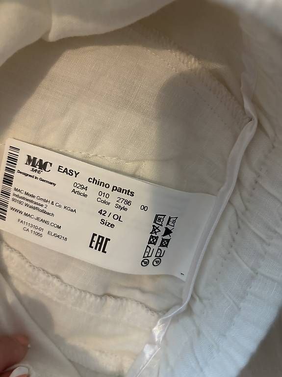Pantaloni: MAC Leinenhose Neu 42 – Nuovo (secondo la descrizione) da St. Gallen venduto da Svitlana.G 2