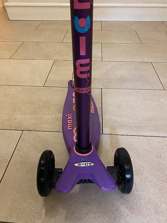 Kickboard: Trottinette MICRO MAXI Rose – D'occasion à Lausanne par DDPB