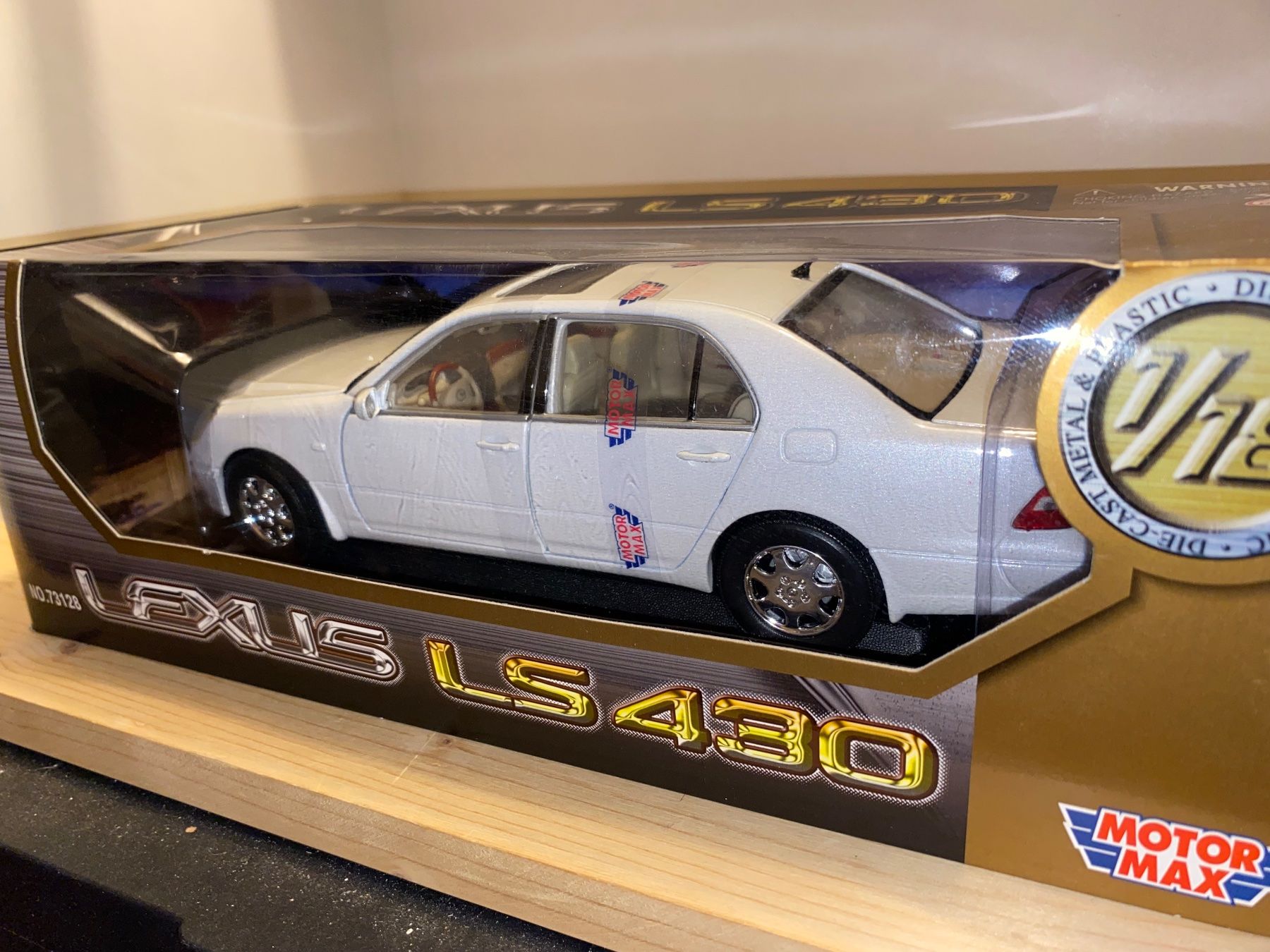 Lexus Modellini d'auto: Lexus LS430 1/18 seltenes Modell – Nuovo (secondo la descrizione) da Wohlen AG venduto da PrivatSammlung 1