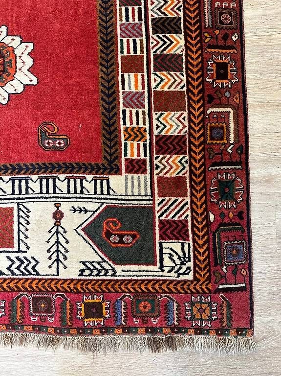 Tappeti: Vintage Orientteppich mit geometrischem Muster – Usato da Obernau venduto da Arche_Noah_Brocki 3