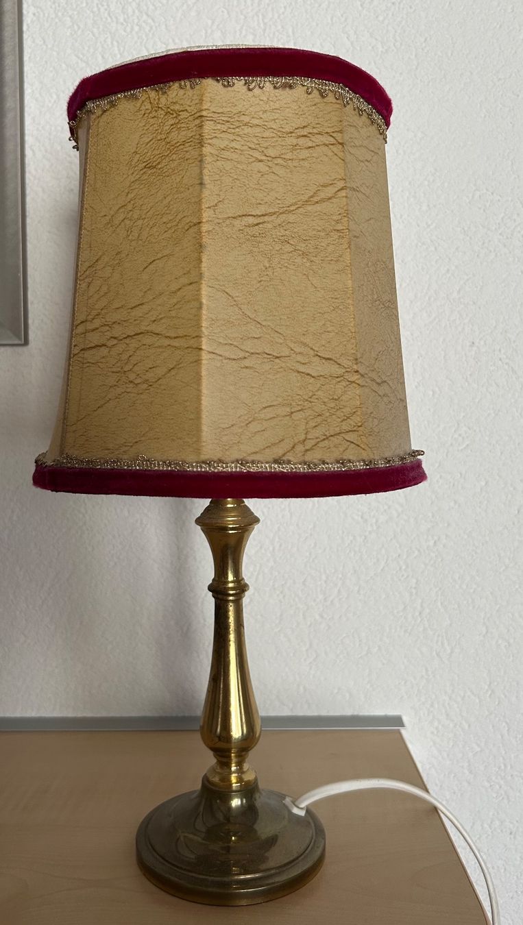 Lampade: Antike Tisch oder Nachttisch Lampe – Usato da Gutenswil venduto da walker60